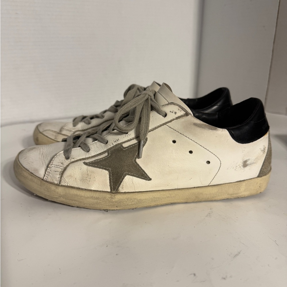 Golden Goose Super Star With Black Heel Tab And Metal Stud Size 39 (8.5)